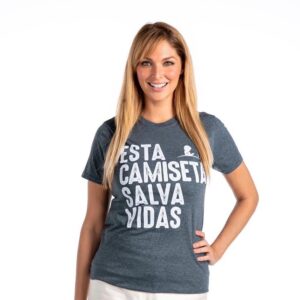 Blanca Soto Instagram - Me hace muy feliz ser parte del movimiento #EstaCamisetaSalvaVidas para ayudar a @StJude a salvar a niños con cáncer. Los invito a donar a St. Jude y ponerse la camiseta: stjude.org/camiseta o llama al 1-800-998-8432 Gracias 🙏🏻 por tu apoyo y por brindar esperanza de vida. ❤️