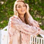 Blanca Soto Instagram - 🧡NOVIEMBRE 🧡 𝚆 𝙴 𝙻 𝙲 𝙾 𝙼 𝙴 Photo📷 @tatogomez Styling: @wearevoicer @zimmermann @31philliplim #besaZos #teamsoto #infinito #happy #love #Miami #November #Noviembre #photoshoot #picoftheday #instaphoto