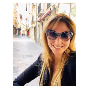 Blanca Soto Instagram - Hermoso día!! 🤗#Gratitud #happiness #lookoftheday #traveling #vitoriagasteiz #instaphoto #teamsoto 💕#infinito #besazos #instamood 😘😘😘