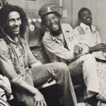 Bob Marley Instagram - “No matter what stages, oh stages, stages, stages they put us through, we’ll never be blue.” #ForeverLovingJah Bob, Seeco and Carly backstage at The Roxy in #LosAngeles on the 1976 Rastaman Vibration tour. 📷 by Kim Gottlieb-Walker, from her book ‘Bob Marley & The Golden Age of Reggae’.