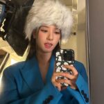 Bona Instagram - 웃을 일이 너무나도 많았던 2022 너무나 감사하고 행복하게 보냈어요! 2023년도 모두들 건강하고, 웃을 일만 가득하길! 새해 복 많이 받으세요🙇‍♀️🤍 안녕 2022! 그리고 안녕 2023☁️🤍