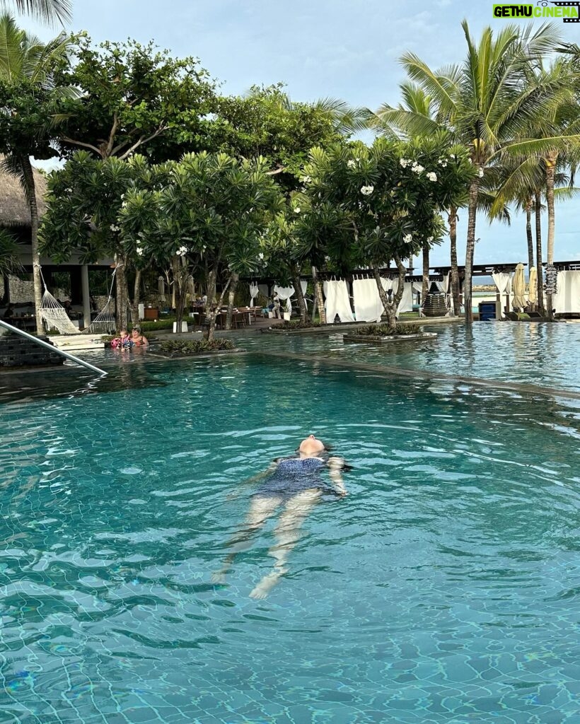 Bona Instagram - 완!벽했던 발리 끝!🌴🐬🩵