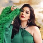 Boussy Instagram - 🦚🦚 Dress: @styleme.2019 Shoes: @aminamuaddiofficial Hair: @shreframadan MUA: by me Photo: @ibrahim_el_atta