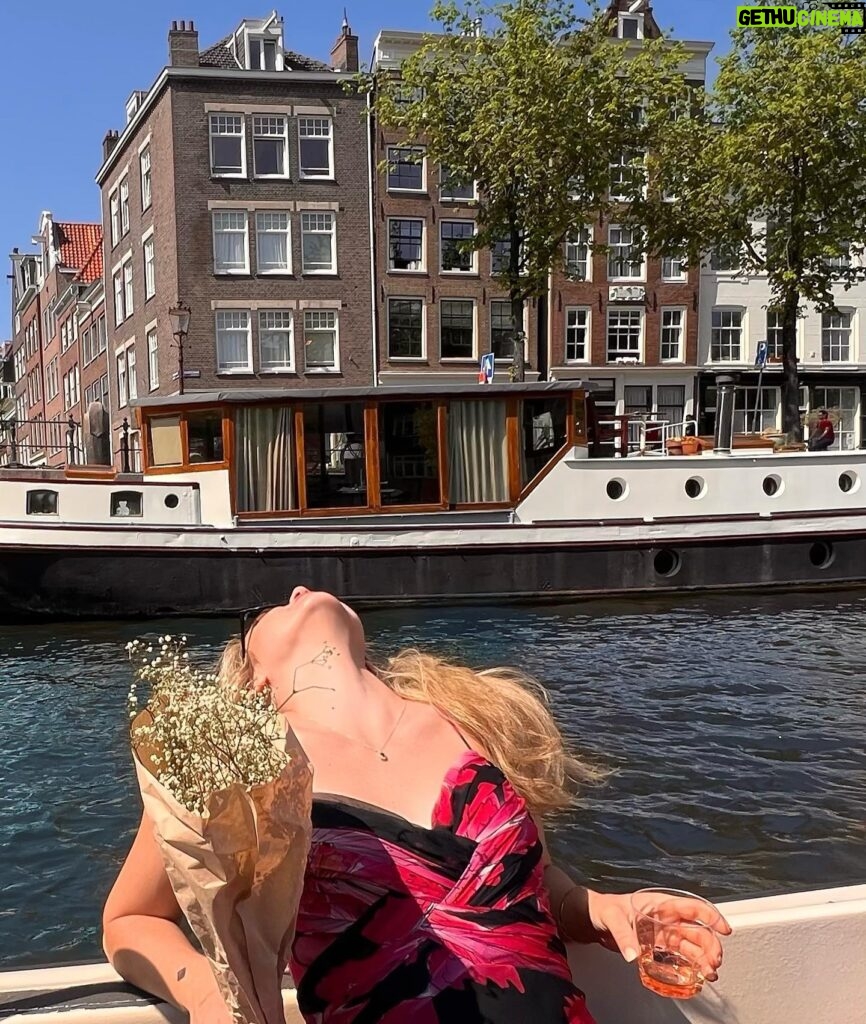 Brec Bassinger Instagram - Amsterdam 🇳🇱 Xo.