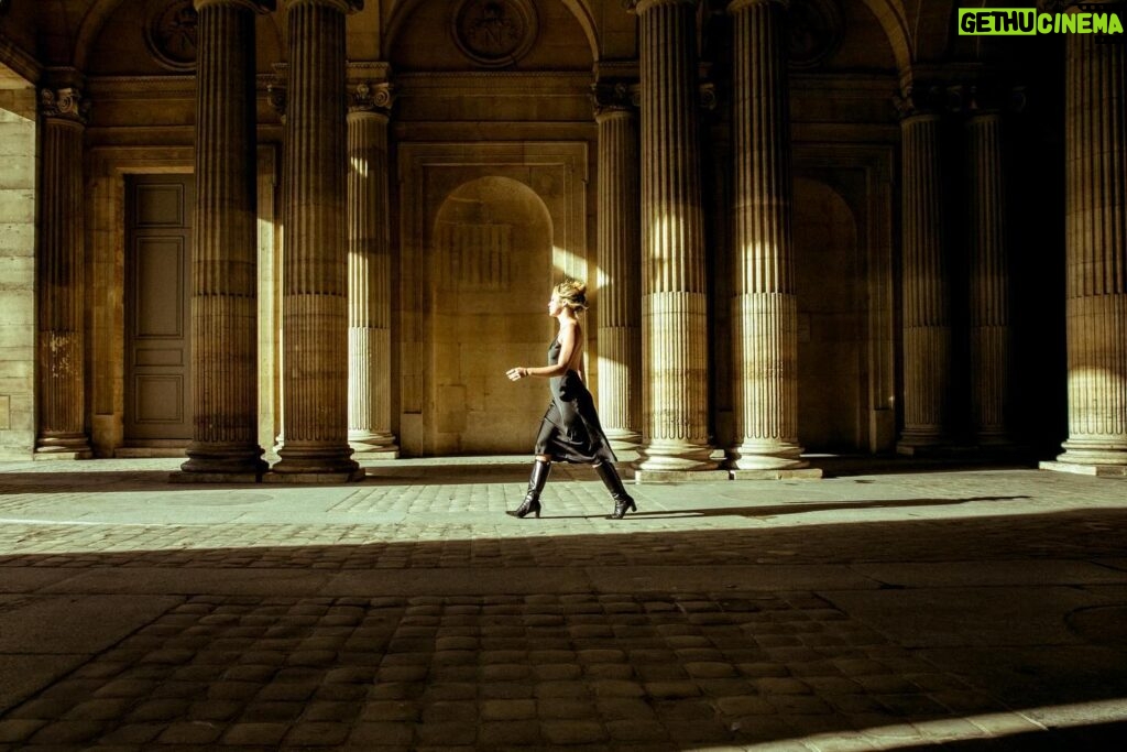 Brec Bassinger Instagram - Golden hour at the Louvre ~ @kevinmillet Xo.