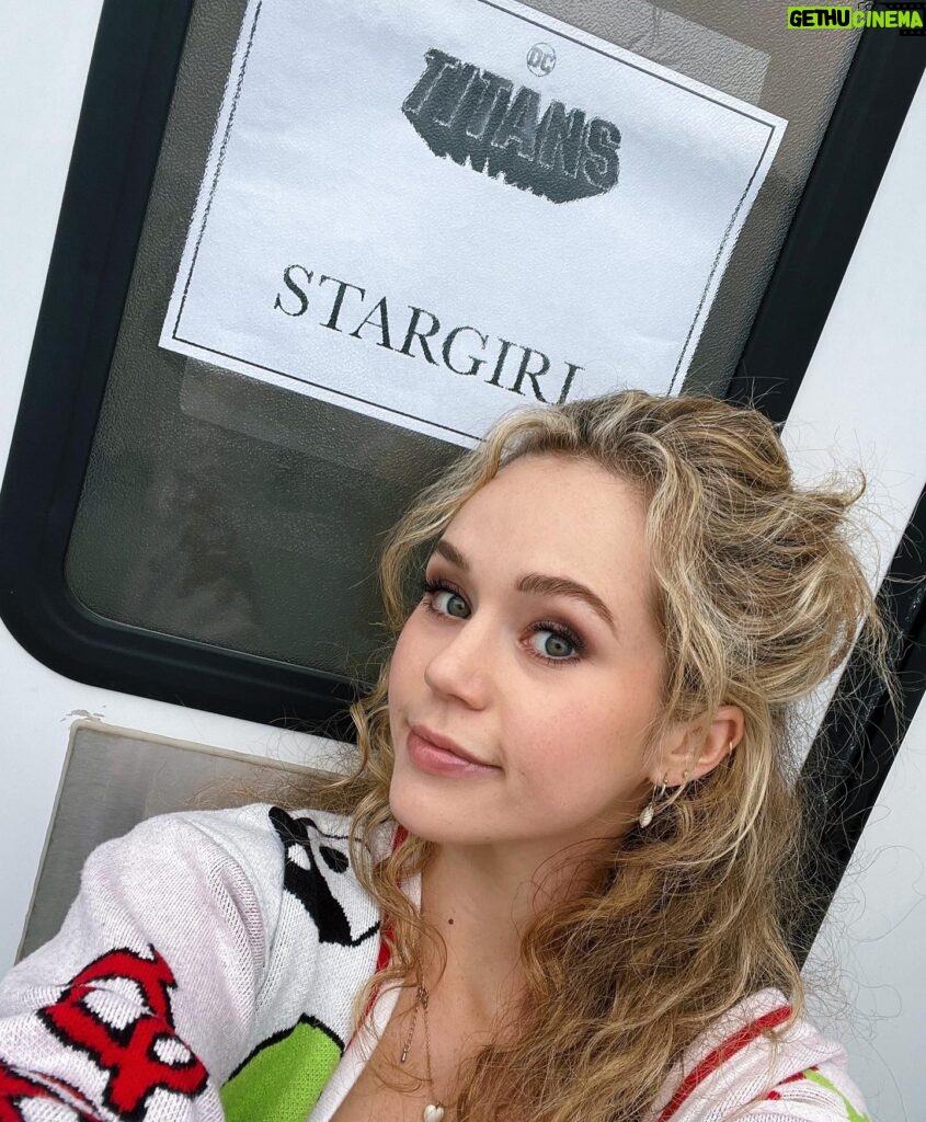 Brec Bassinger Instagram - Stargirl is suited up again. 💛⭐️ (Thanks Titans for letting me crash) Xo.