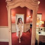 Brec Bassinger Instagram - Eating scones for breakfast, lunch, and dinner at the @coombeabbeyhotel 🇬🇧 Xo.
