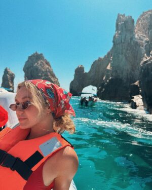 Brec Bassinger Instagram - Viva Cabo 💙
Xo.