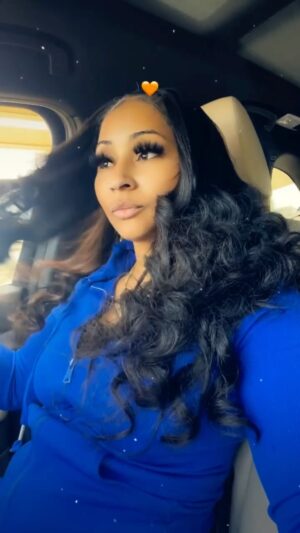 Brittney Bee Starr Williams Instagram - Take a look inside @sheshappyhair store with me 👀👀🥰🥰🥰 i love it here, they have everything !!!!!!! Not just bundles !  Shampoo, conditioner, edge control, lashes , oil and moreeeee look how bouncyyyyy my bundles is babyyyyyy i didn’t even curl these bundles 🥰🥰🥰🥰🥰 thank me later