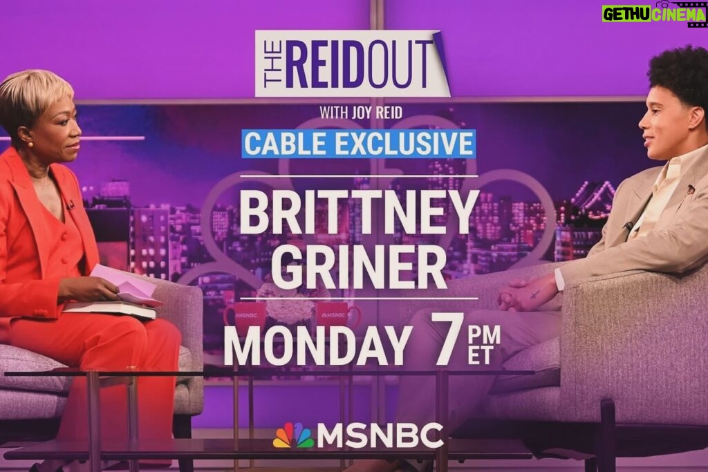 Brittney Griner Instagram - “I literally saw my life flash before my eyes. I was like, it’s over. BG is no more.” @WNBA superstar @brittneyyevettegriner on the moment before she was taken into Russian detention. She shares more TONIGHT—and discusses her new book, “Coming Home”—in Joy Reid’s *cable exclusive* on #TheReidOut! Join us at 7 pm ET on @MSNBC, #reiders. #brittneygriner #bg #books #cominghome #news #politics #msnbc #political #womeninspiringwomen