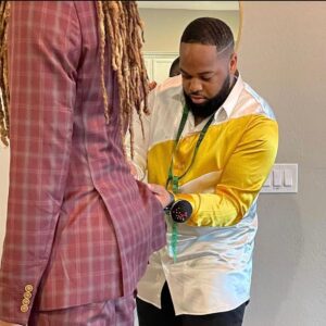Brittney Griner Instagram - I have to give much respect to @kashmere.watson for taking great care of my suit  for the first Playoff Game. If your in need of a suit and you want to be blown away hit up my guy! Because if it’s not @kashmere.watson it’s not touching me!  #supportblackownedbusinesses