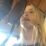 Brooke Elizabeth Butler Instagram - beyond excited and grateful for this next chapter @umpg @audioupmedia
