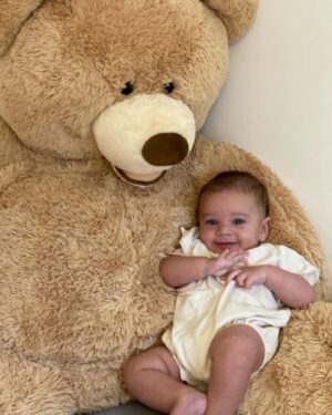 Brooke Vincent Instagram - THREE years of  Monroe 💫☀️💛