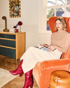 Brooklyn Decker Instagram - I love love love furniture makers. I had been following @orior_furniture ever since they launched in the US a few years back, always drooling over their pieces, wanting to have one in my home. When they reached out to talk all things furniture I jumped at the chance. They make the kinds of things you’ll pass down to your grandkids - full of heavy patinated brass, pebbled leather, solid wood. We moved into our 1964 house right before the pandemic and over the last 4 years we have painstakingly collected furniture and lighting from some of our favorite makers. When we wrapped Grace and Frankie, I bought a chair as a wrap gift for myself. To say I’m obsessed with what people can craft with their hands is an understatement. Maybe it’s because I come from a long line of woodworkers, maybe it’s because handmade goods are becoming rarer and rarer. Thank you, @orior_furniture for spending the day with me and for valuing humans and quality over all else.