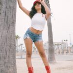 Brooklyn Queen Instagram - not my fault y’all kno eachother 😙. #bmb #lmg 📸: @baravniflix 🧢: @hoesmad.la