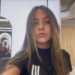 Bruna Carvalho Instagram - Reelszinho só pra biscoitar com esse cabelo hidratado, bonito, macio, saudável … kkkkk by: @marcoscintra_ obvio