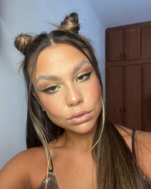 Bruna Carvalho Instagram - Compilado de beleza do Lolla ✨