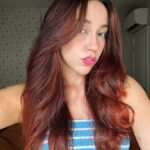 Bruna Vieira Instagram - Semana passada pedi pro @vinicatucci atualizar o corte, tirar as pontinhas e chegamos a conclusão que esse ruivo deu muito certo pro meu tom de pele. Vocês estão gostando dessa fase do meu cabelo? Eu tô tãOooOoOoOo feliz! 🍒🤎🍓🐻
