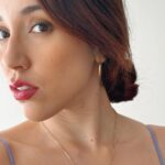Bruna Vieira Instagram - Tem episódio novo do podcast te esperando, tá? Pra ouvir no seu tempo, no melhor momento de descanso ou durante uma tarefa chata da rotina. Um papo profundo e honesto sobre vários assuntos que importam. Salva esse post pra esquecer 📌