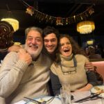Burak Deniz Instagram - Ben,işler,kediler ve aile🕶️🥂