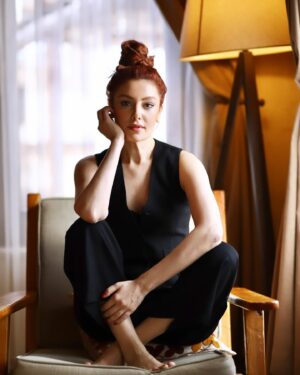 Burcu Binici Instagram - @kayrasercan 
@kayrasercanphotography 
🫠🥂