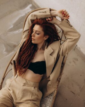 Burcu Binici Instagram - 🧡Peacefull feelings….

@kayrasercan 
@kayrasercanphotography 
@petrainncappadocia