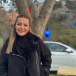 Burcu Kara Instagram – Puslu bir İstanbul günü.Yedi tepe İstanbul’un bir tepesinde çekmiştik bu set fotoğraflarını.Seval komiser kostümü ama Burcu bakışları.😎Akşama Arka Sokaklar’da görüşürüz.Sevgiyle🙋‍♀️