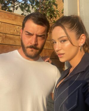 Buse Arslan Instagram - 👀