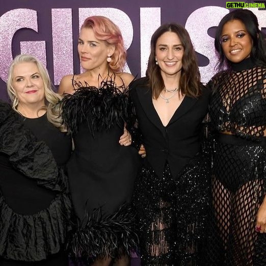 Busy Philipps Instagram - @netflix gave #girls5eva the MOST fun, greatest premiere EVER, complete with us singing live in front of the theater and being interviewed by @daveholmes ❤️THEY GAVE US A TRL MOMENT 😭❤️I MAY NEVER RECOVER😭❤️ Thank you so much to everyone that made it happen and @csiriano for dressing us GIRLS ✨ALL 3 SEASONS OUT IN ONE WEEK ON NETFLIX ✨ 📸: @noamgalai (i’m gonna post my whole look separately)