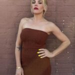 Busy Philipps Instagram - Thanks for having me present @wgaeast awards! YOU KNOW I LOVE WRITERS 😂 i only took 2 pictures at the actual event, which was dumb but at least @larryowenslive and i have an adorable picture together and if you watched my stories, you’ll understand the neil gaiman picture (the one other picture i took😂) And i will never recover from my chat with Tony Gilroy (and his kids) after😭❤️ also here’s a pic of Gina who is the cutest and had a stomach bug last week and it was so sad but she’s better now. and then also a reminder that if you haven’t watched Girls5eva, you should!! HAPPY MONDAY! GLAM CREDITS: hair: @matthewmonzon makeup: @gitabass styling: @daniandemmastyle @ashleyafriyie Top Skirt: @camillaandmarc Blazer: @sansfaff Shoes: @alexandrebirman Jewelry: @suzannekalan @leonyvonne 🤎🤎🤎
