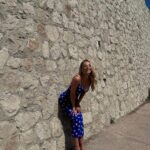 Éloïse Appelle Instagram - blue dress baby 💙