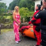 Élodie Gossuin Instagram - 🎥 Coulisses Tournage À retrouver bientôt sur @m6officiel Que la France est belle 🇫🇷 Milesker amis basques 🩷 Et semaine prochaine on reprend les mêmes et on recommence 🙌 #Tournage #TeamMagique 😉⚓️🎬 Sondage : à votre avis dans quelle région ? 😘💌