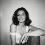 Émilie Nef Naf Instagram - 90´S vibes baby 🎥🎞️✨ #ia