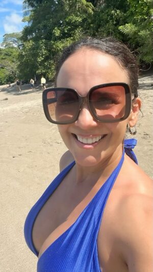 Érika Villalobos Instagram - Costa Rica, mi familia y yo.
#CostaRica #PuraVida #CostaRicaVibes