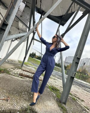 Öykü Serter Instagram - 🤍🍃
@batik.tr ✰
@berrinistanbul ✰
@rutkayozis ❤︎
@saimesaime ❤︎
#KO ✦