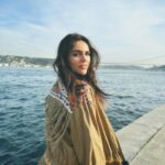 Özgü Kaya Instagram - favorite time of the day🩵