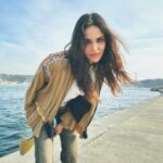 Özgü Kaya Instagram - favorite time of the day🩵