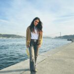 Özgü Kaya Instagram - favorite time of the day🩵