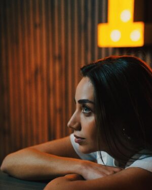 Özge Özaçar Instagram - work and 🎙️