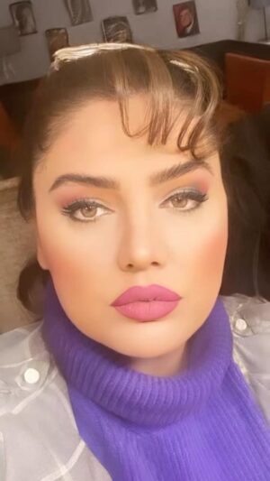 Özlem Balcı Instagram - Eğer babanız Muğla Fethiye’li, anneniz Antalya Elmalı’lı ise çocuğun gözü böyle şehla oluyor…
Biri Ege’ye öteki Akdeniz’e bakıyor🤓🤓🤓