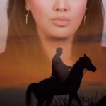 Özlem Balcı Instagram - Çok şey vardı anlatılacak. O yüzden sustum. Birini söylesem diğeri yarım kalacaktı. Sen duydun mu sustuklarımı?” Oğuz Atay