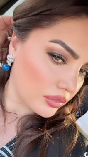 Özlem Balcı Instagram - İltifat alırken benim sıfat_u eşgal🤣🤣🤣