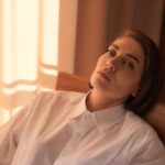 Öznur Serçeler Instagram - Eve iş getirdik 😁⠀ 📷 @ygtguven ♥️