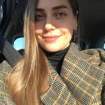 Öznur Serçeler Instagram - ⠀ My medium joker smile🃏⠀ #nofilter