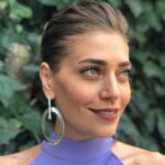 Öznur Serçeler Instagram - 💜🙏🏼 💄 @hediyeorhan 💇🏼‍♀️ @bilalarac 👗 @dilsanyelc @costumebydilsan 📷 @aliyagciii