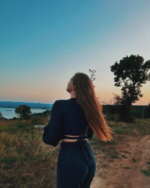 İpek Filiz Yazıcı Instagram - Fotoğraflardaki açıklama kısmı beni çok yoruyor