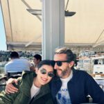 Şebnem Bozoklu Instagram - Kanat seni çok seviyorum.Yanımdaki yakışıklının doğumgünü bugün. Seni, hayatımızı, kendimize kurup tasarladığımız dünyamızı, güldüklerimizi, heyecanlandıklarımızı, üzüldüklerimizi, kıkırdadıklarımızı… Bize ait her şeyi çok seviyorum. İyi ki doğmuşsun benim şahane kocacığım, yol arkadaşım.Hayallerindeki gibi bir yıl olsun. @kanat_atkaya ❤️ fotoğraf : @trashheadd