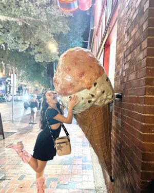 Cailey Fleming Instagram - you’re a cowboy like me 
🤠💖🪩💫🎀