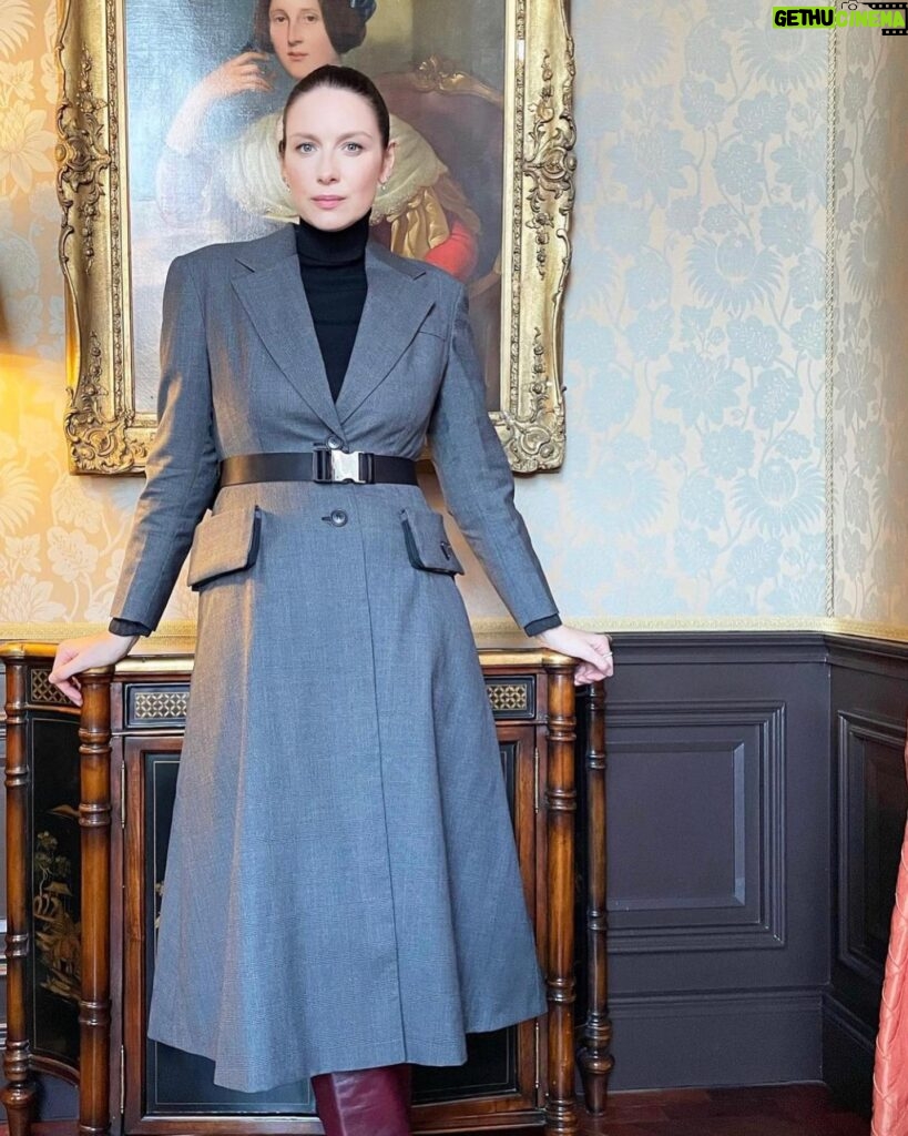 Caitríona Balfe Instagram - @belfastmovie press look Wearing @prada Styling @karlawelchstylist Make up @marywilesmakeup Hair @garethbromell Also thanks to all the @merchantbelfast staff who looked after us so well.