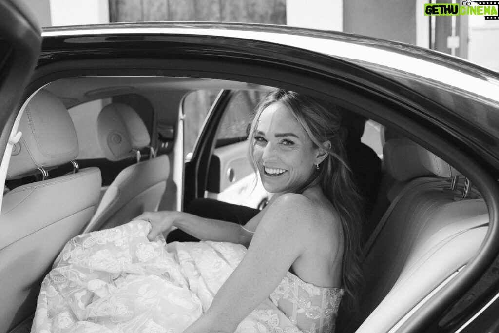 Caity Lotz Instagram - I think it’s safe to say to say it was a very happy day 😁 thanks for walking me down the aisle dad 💕